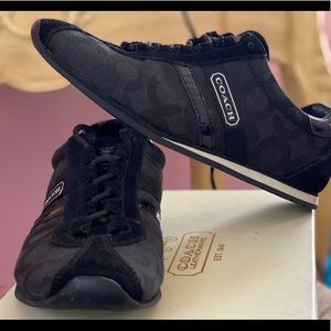 COACH BLACK MONOGRAM SUEDE/PATENT LEATHER SNEAKERS